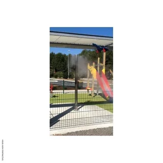 Borne brumisation extérieure 4 buses acier galvanisé anti-vandale - BRO BRUMISATION