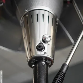 Outdoor gas heater Sahara 13kW black VELTRON - Patio umbrella heater