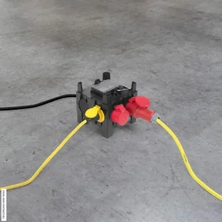 Distributeur courant mobile TROTEC PV16 - 2x CEE 16A + 4x 230V IP44