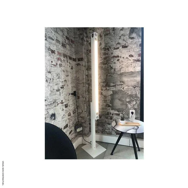 Purificateur d'air UV-C ColonnAir blanc FRICO 15-35m² sur pied désinfection lumineuse